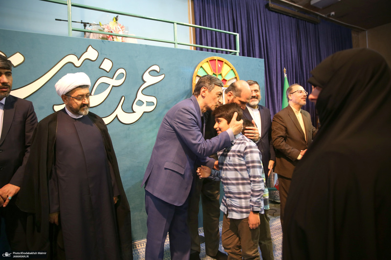 همایش "عهد خدمت" در حسینیه جماران - 2