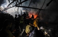 تصاویری از آتش‌سوزی چادرهای آوارگان در نتیجه حمله رژیم اسرائیل (7)