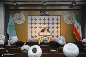 مراسم روز معلم و تجلیل از اساتید حوزوی در مجتمع آموزشی پژوهشی ائمه اطهار (ع)‎