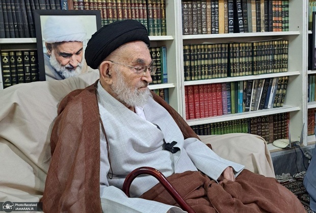 آیت‌الله العظمی دستغیب: در وقایع اخیر ثابت شد مردم با همه مشکلات و محرومیت‌ها، پای وطنشان و نظام اسلامی ایستاده‌اند/ اختلاف نظر نخبگان و دلسوزان ضرری برای نظام اسلامی ندارد
