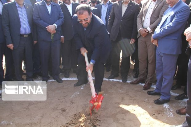 عملیات اجرایی کارخانه ام‌دی‌اف در اهواز آغاز شد