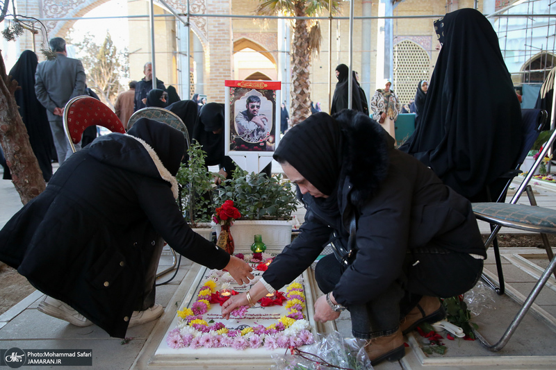 مهمانی لاله ها در قطعه شهدای بهشت زهرا