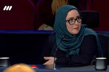 ژاله صامتی اثری کمدی به صحنه می‌برد