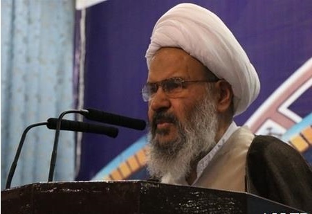 انقلاب اسلامی ملت ایران را از اسارت آمریکا و اروپا آزاد کرد