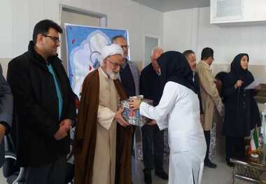 عملکرد حوزه سلامت در نظام اسلامی درخشان است