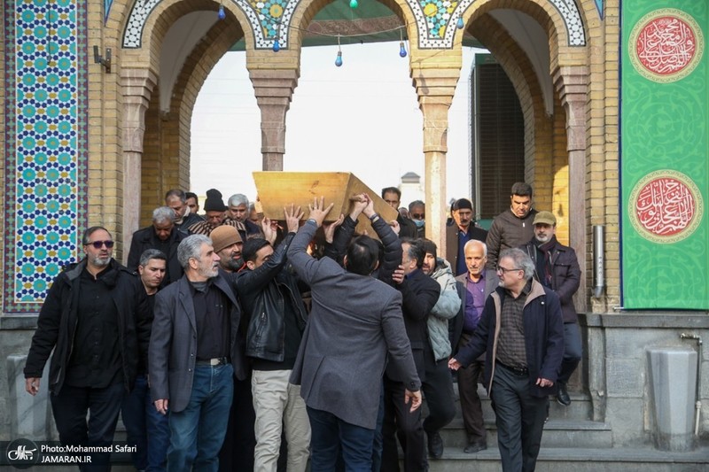 مراسم تشییع و خاکسپاری پدر دکتر جوادی یگانه