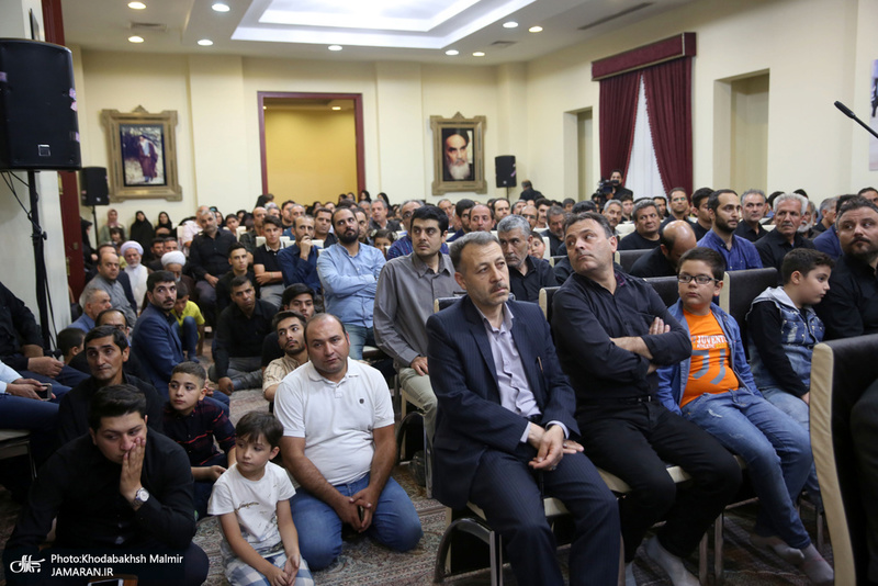 دیدار کارکنان حرم و موسسه تنظیم و نشر آثار امام خمینی(س) با سید حسن خمینی