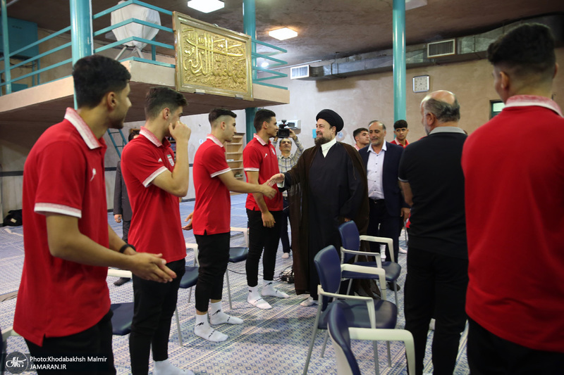دیدار اعضای تیم ملی فوتبال نوجوانان ایران با سید حسن خمینی