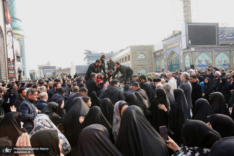 مراسم تشييع شهيد درياسالار علی شمخانی در امام زاده صالح (ع)
