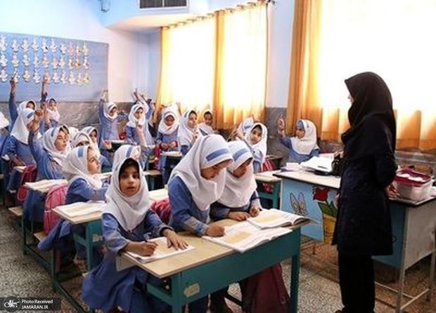 پیگیری مجلس برای تعیین حقوق خالص ۷۰ میلیون تومانی فرهنگیان در سال ۱۴۰۶