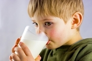 شیر پرچرب، نوشیدنی مفید برای کودکان