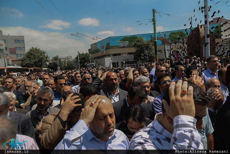 تشییع پیکر حجت‌الاسلام و المسلمین سید مهدی طباطبایی(ره)-2