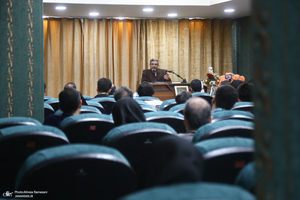 سلسله نشست های دینداری و دین گریزی در ایران امروز / بیژن عبدالکریمی