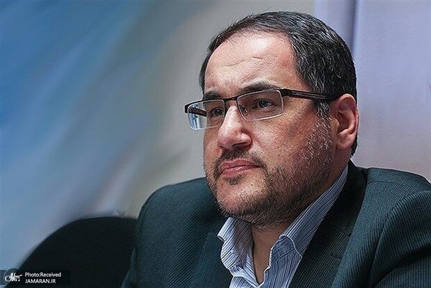نگاهداری: حفاظت از اعتبار شخصیت‌های ملی باید به دستور کار عملیات شناختی کشور تبدیل شود / تخریب سرمایه اجتماعی، راهبرد دشمن برای تضعیف ایران است