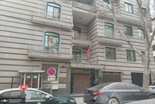 حمله به سفارت جمهوری آذربایجان در تهران/ یک نفر کشته و دو تن زخمی شدند/ در تحقیقات اولیه، فرد مهاجم انگیزه خود را مشکلات شخصی و خانوادگی اعلام کرده است