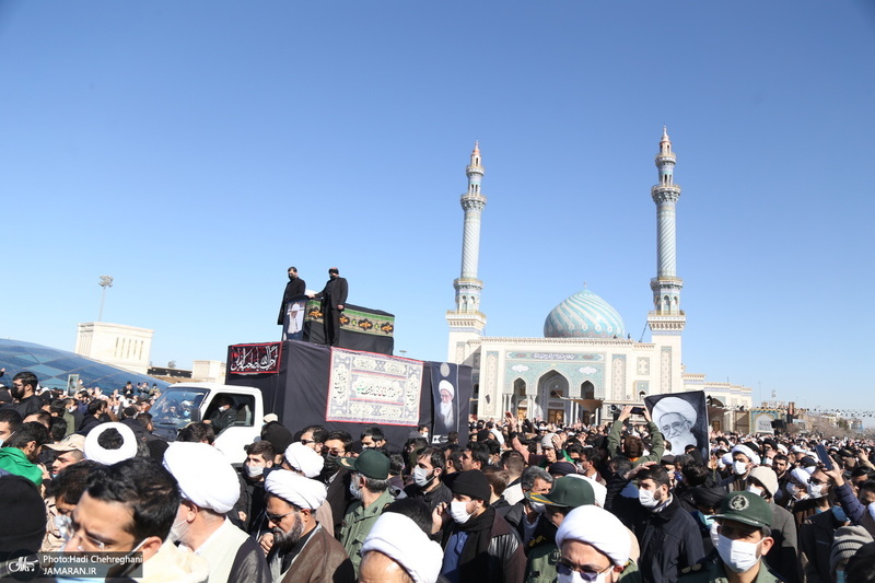 مراسم تشییع آیت الله العظمی صافی گلپایگانی (ره) در قم -1
