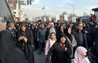 حضور رئیس موسسه تنظیم و نشر امام خمینی در اجتماع بزرگ مردم تهران