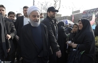 حضور حسن روحانی در راهپیمایی ۲۲ بهمن (9)