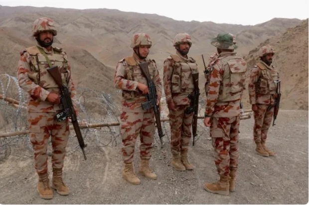 پاکستان و افغانستان آتش‌بس خود را تمدید کردند/ مکانیزمی برای صلح ایجاد شده است