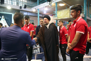 دیدار اعضای تیم ملی فوتبال نوجوانان ایران با سید حسن خمینی