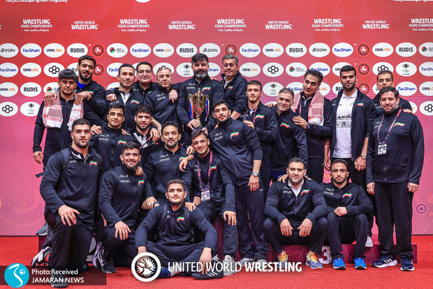 تصاویر قهرمانی ایران در کشتی آزاد قهرمانی آسیا؛ سکوی اول در قبضه پسران درستکار