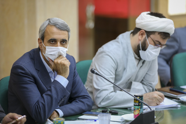 نماینده اصفهان وزرای دولت رئیسی را تهدید به استیضاح کرد!