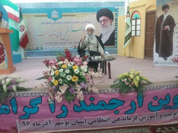 امام جمعه بوشهر:داشتن بصیرت در فضای سیاسی غبار آلود جامعه ضروری است