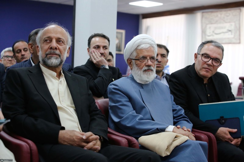 آئین رو نمایی از نسخه چاپی زیارت عاشورا طوماری
