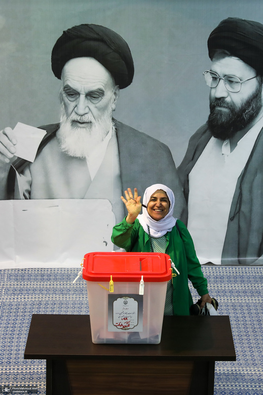 مرحله دوم انتخابات ریاست جمهوری چهاردهم در حسینیه جماران - 4