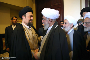 حاشیه تجدید میثاق اعضای مجلس خبرگان رهبری با آرمان های امام خمینی (س)