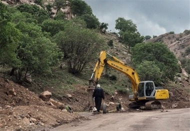 ارتباط جاده ای 11 روستا با مرکز شهرستان اردل وصل شد