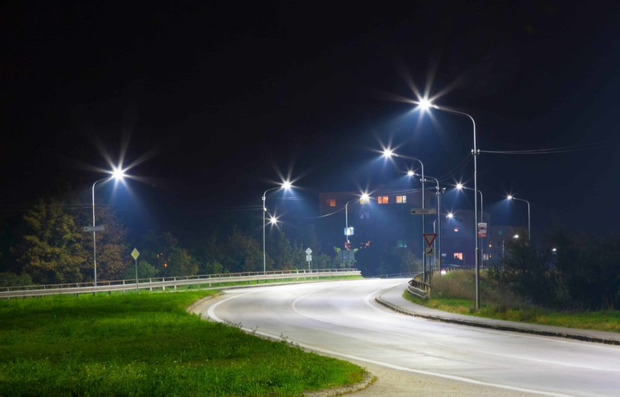 مدیریت شهری اصولی با چراغ خیابانی ماژولار | نوری هوشمند برای آینده‌ای پایدار