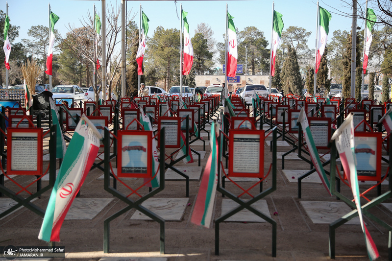 مهمانی لاله ها در قطعه شهدای بهشت زهرا