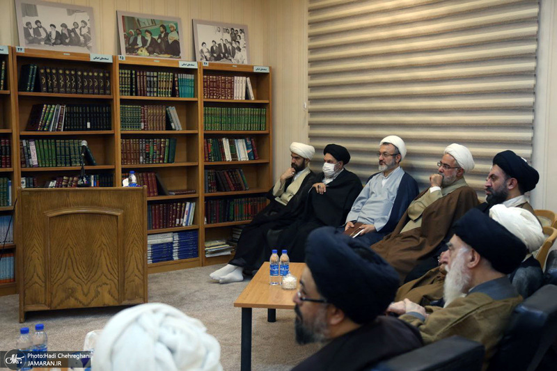 مراسم بزرگداشت چهل و چهارمین سالگرد بازگشت امام خمینی (س) به قم