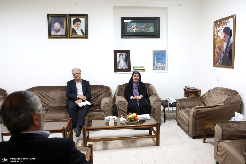 دیدار وزیر راه و شهرسازی با سید حسن خمینی