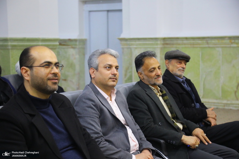 اهدا آثار برتر خوشنویسان به موسسه تنظیم و نشر آثار امام خمینی (س) نمایندگی قم