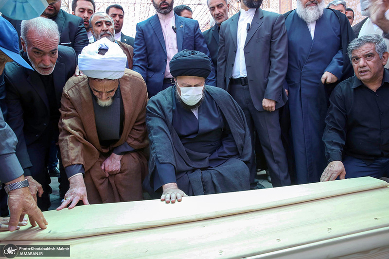 مراسم تشییع و خاکسپاری حجت الاسلام و المسلمین حسین اشرفی اصفهانی در حرم مطهر امام خمینی