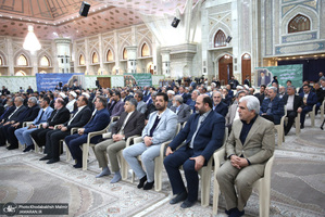 تجدید میثاق رئیس و جمعی از نمایندگان مجلس شورای اسلامی با آرمان‌های امام خمینی(س)-2