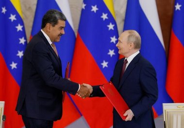 پوتین قانون مشارکت راهبردی روسیه با ونزوئلا را امضا کرد + جزییات