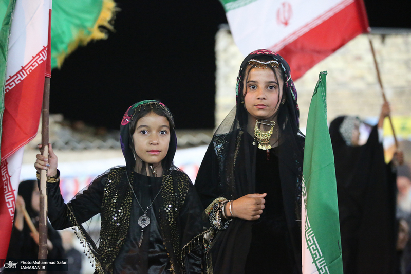 اجتماع عشایر فسا در حمایت از رزمندگان جبهه ی مقابله با دشمن آمریکایی - صهیونی
