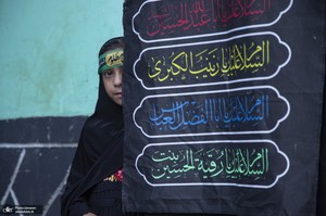 عزاداری سنتی کشمیری‌ها روی قایق