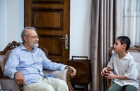 دیدار لاریجانی با خانوادهٔ سرداران شهید محرابی و شادمانی (1)