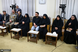 دیدار خانواده شهدای اخیر نیروی پدافند هوایی ارتش با رهبر معظم انقلاب