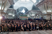 مراسم بزرگداشت ۱۲ بهمن در حرم امام خمینی (س) با حضور پرشور و گسترده اقشار مردم 
