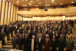 نشست مدیران و اعضای شورای ادارای استان مرکزی در بیت تاریخی امام خمینی (س)