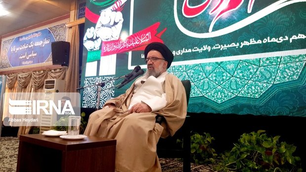 احمد خاتمی: مردم از انتخاب نفوذی‌ها برای مجلس حذر کنند