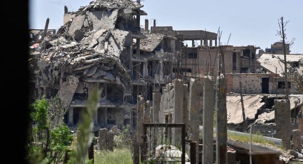 ادامه پیشروی ارتش در دیرالزور/ کشته شدن وزیر جنگ و یک امیر داعش / فرانسه: کناره گیری اسد پیش شرط دوره انتقالی نیست/ ورود کمک ها به الفوعه و کفریا 