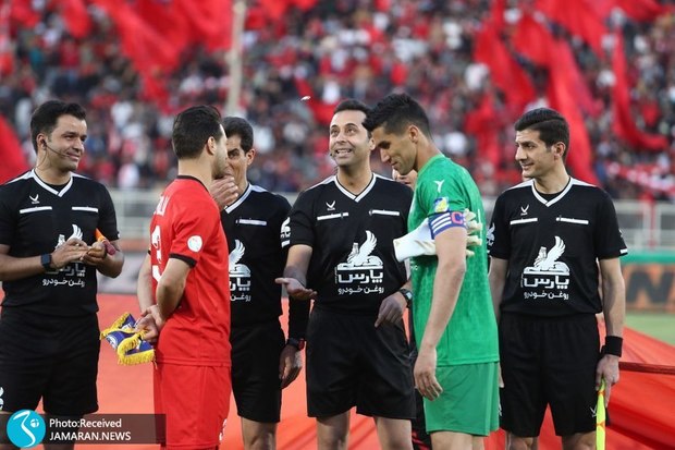 ویدیو| تهدید جانی داور فوتبال در اهواز! 