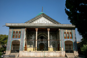سر قبر آقا؛ گنبدی فیروزه ای در دل تهران قدیم