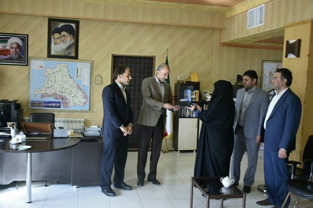 مسئولان در نظام جمهوری اسلامی به مسئولیت به عنوان  تحفه معنوی نگاه می کنند